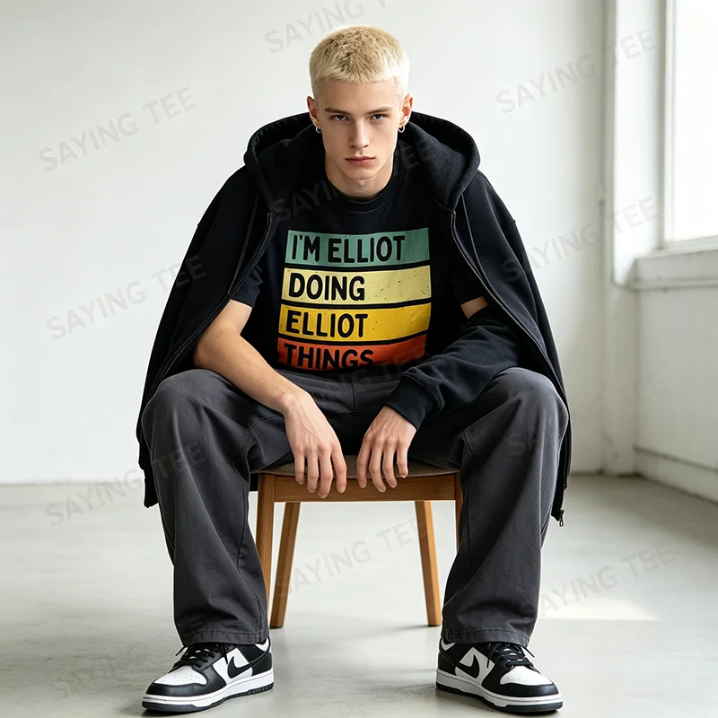 Ich bin Elliot und mache Elliot-Sachen - Lustiges personalisiertes Zitat-T-Shirt, Y2k personalisiertes T-Shirt mit Namensschrift, Humor-Buchstabendruck, Neuheits-T-Shirt – Detail 6