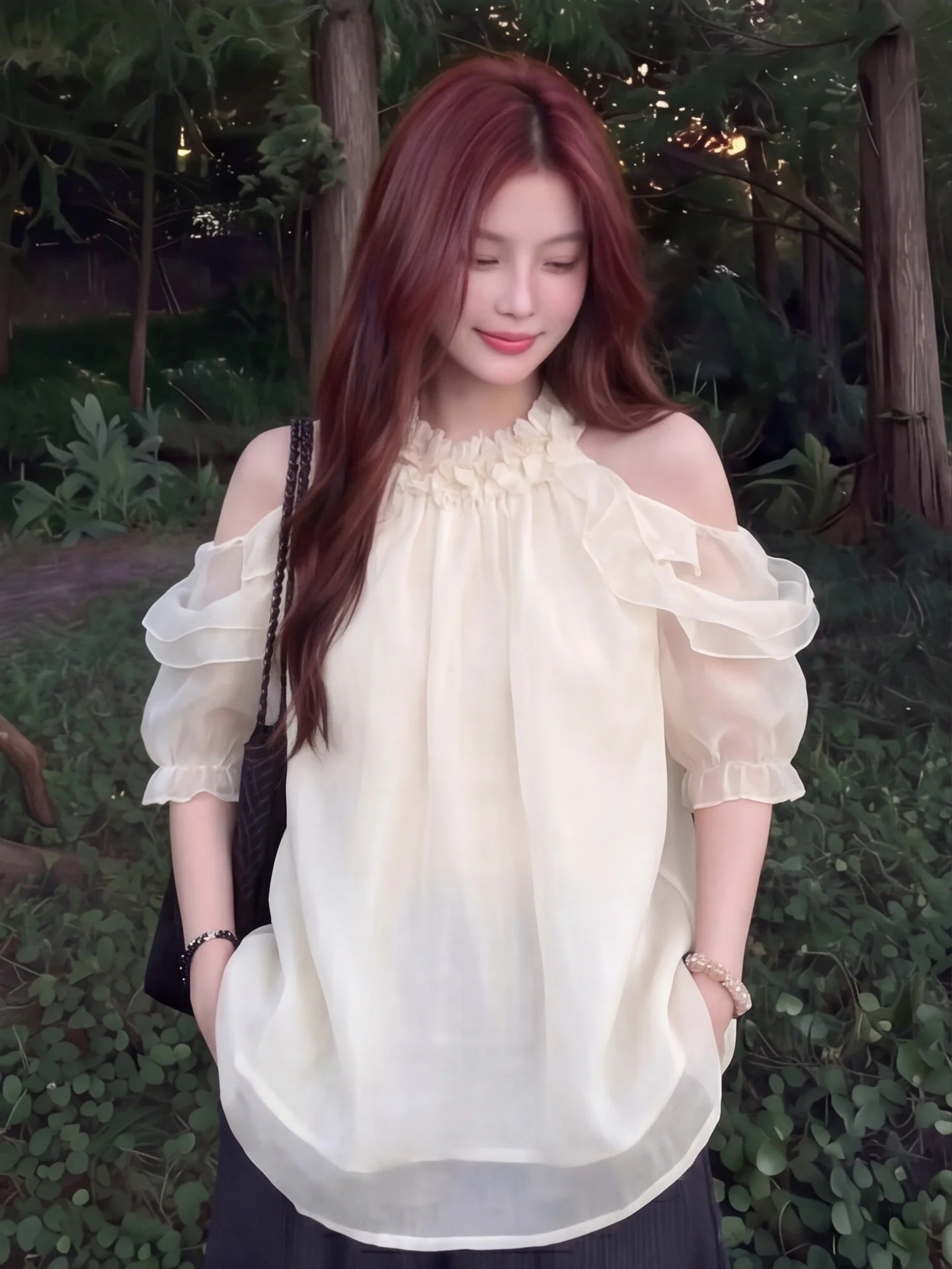 

Elegant Korean Style Floral Print Choker Neck Sleeveless Women's Summer Top Lightweight Luxury Feel Short Sleeve Blouse