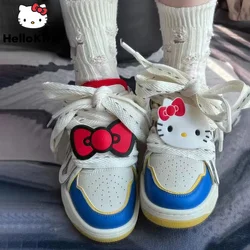 Sanrio-zapatos de Hello Kitty para mujer, zapatillas de deporte de lujo Y2k, zapatos de plataforma con punta redonda, ropa de calle femenina, zapatos de tabla plana informales