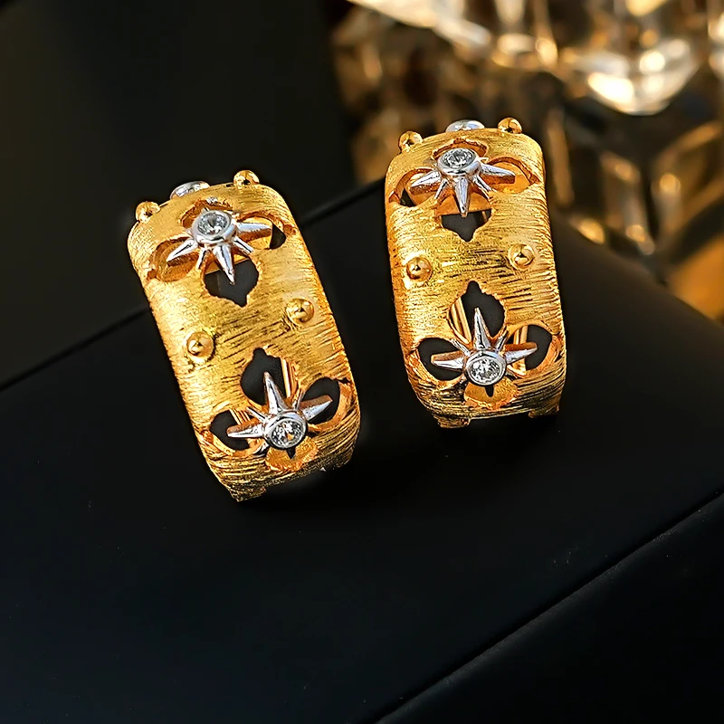 Mid ancient style metal brushed 925 silver ear studs inlaid with high carbon diamond ear buckles, flower style and fashionable