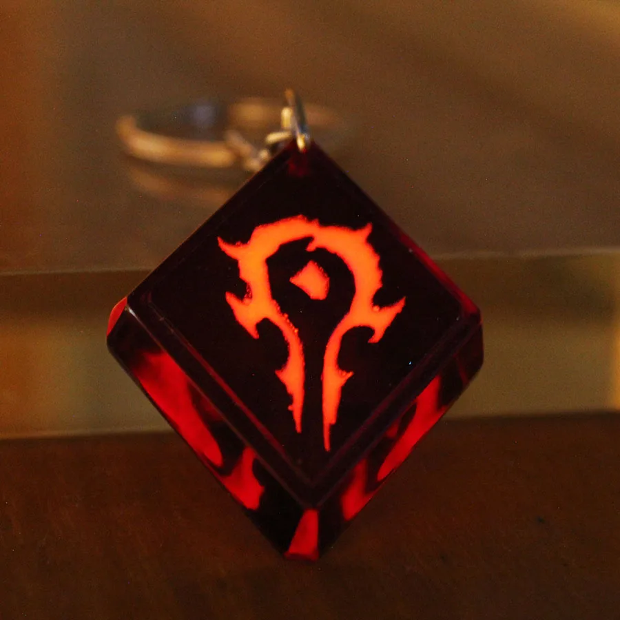 WOW قلادة سلسلة المفاتيح حلقة رئيسية يتوهج في الظلام عالم علب الساحرة كيرين تور شعار التحالف الحشد #2