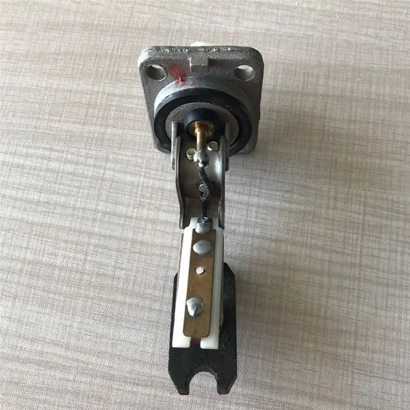 ABJY-เซ็นเซอร์ระดับน้ํามันเครื่องเซ็นเซอร์ระดับน้ํามันเซ็นเซอร์โลหะสําหรับ Toyota 89491-26170 8949126170