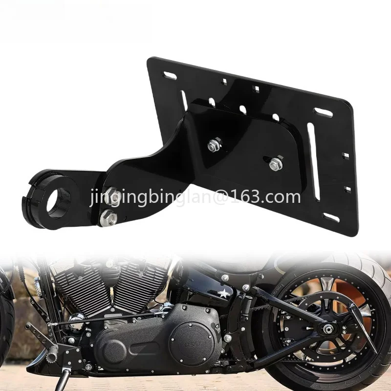The soft-tail modified side license plate rack and the rear license plate rack supplied by the manufacturer in 2026