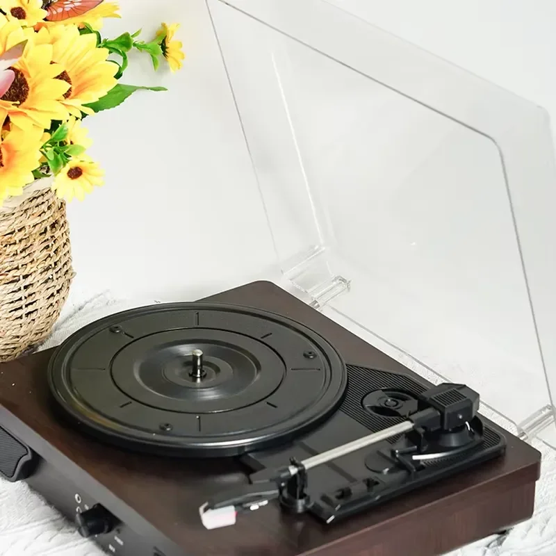 Retro multiband stereo radio bluetooth card plugged into multi-function phonograph hot-selling cassette recorder