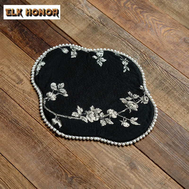 

Woven Brocade Embroidery White Plum Tea Table Mats Antique Drink Coaster Household Dinner Table Cloth Mat Tea Ceremony Ornaments