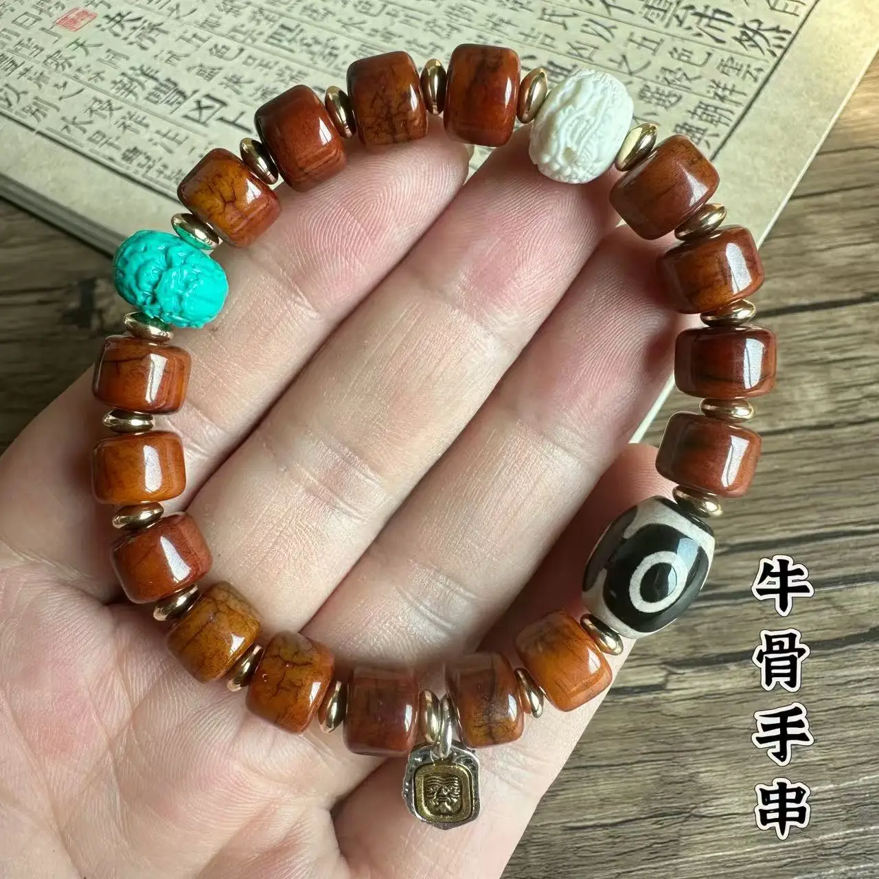 

Tibetan yak bone string vintage ethnic style ornaments men's disc play bone Tibetan rosary play bracelet