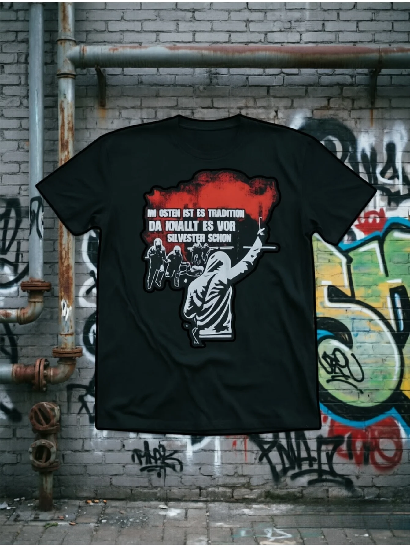 Men's T-shirt with German Riot Scene Pattern Suitable for Urban Street Wear, Creating Avant-garde Casual Style T-shirt