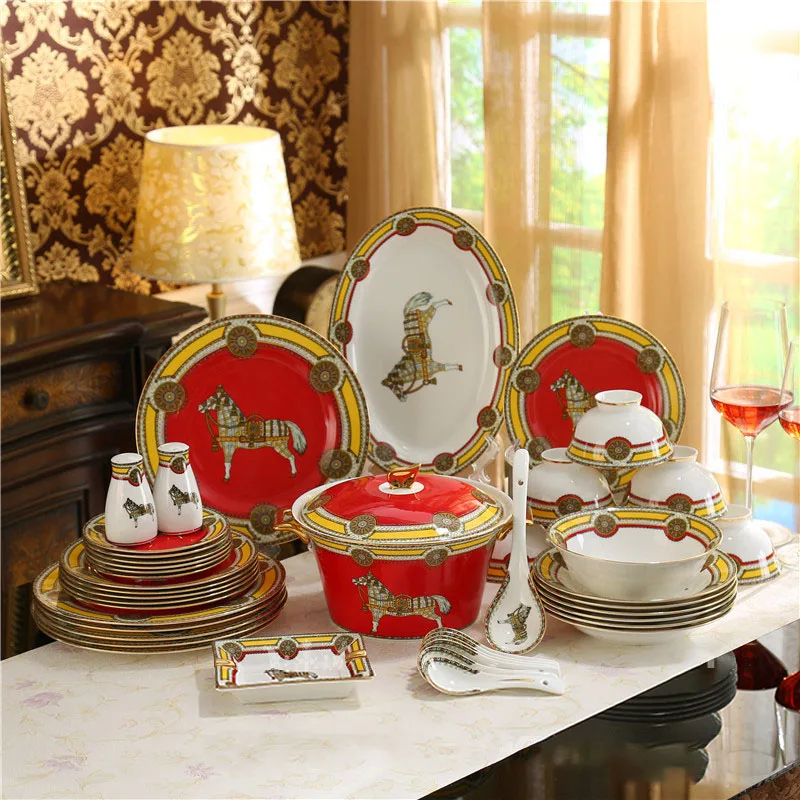 Red War Horse 58 Head European Bone China Coffee Tableware Set Coffee Cup Saucer Set