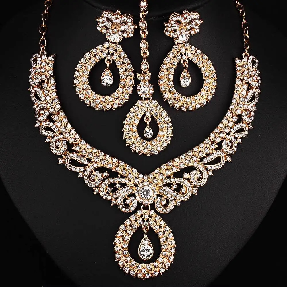 

Индийский тайский комплект ювелирных изделий, украшения, экзотический этнический стиль, студийная фотография, свадебное представление невесты, танец живота