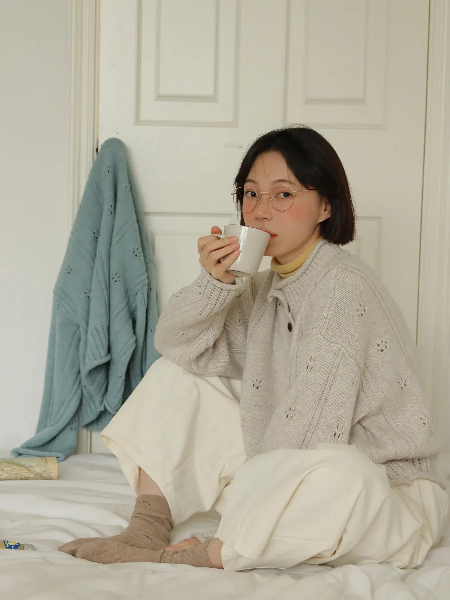 

Original Odd er Vintage Hollow out Wool Blend Knitted Open Cardigan Women's Loose round Ne Design Sense Sweater Jaet