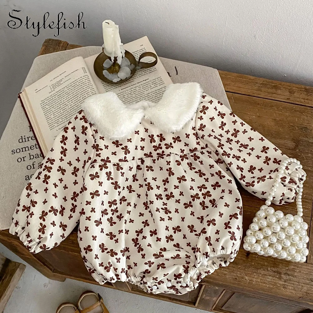 

INS Spring And Autumn Clothing Baby Girl Trend Versatile Four Leaf Grass Printed Fur Collar Long Sleeve Romper Creeper One Piece