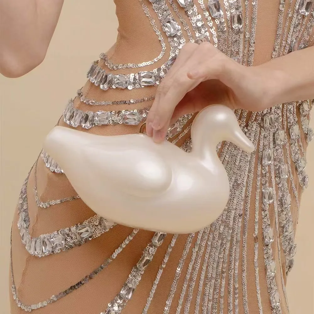 

2025 New Latest Duck Shaped Acrylic Wedding Purse Bag For Girls Wedding Bolsas