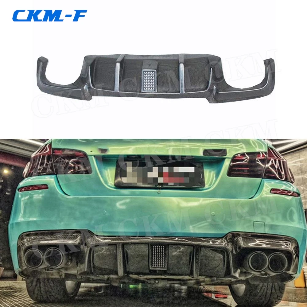 5 Series Car Styling Carbon Fiber Rear Bumper Diffuser Lip Spoiler With Led Light Pilot Lamp for BMW F10 M5 2010-2016  V Style