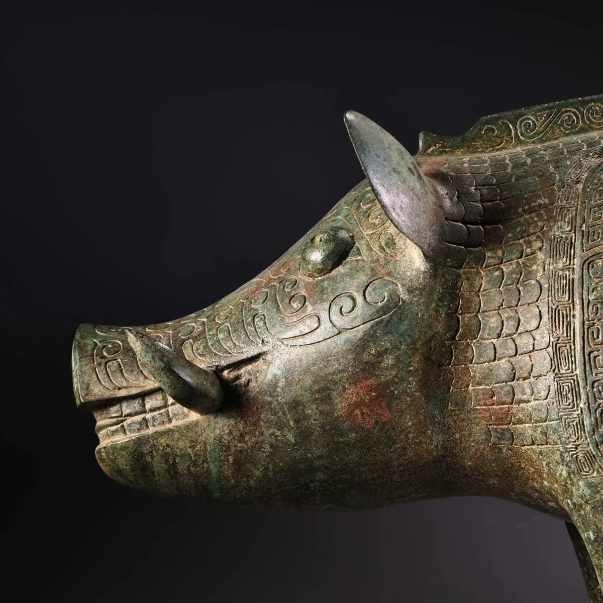 Treasures Old Collection Pig Zun Bronze Wine Ware Exquisite Craftsmanship Antique Style Exquisite