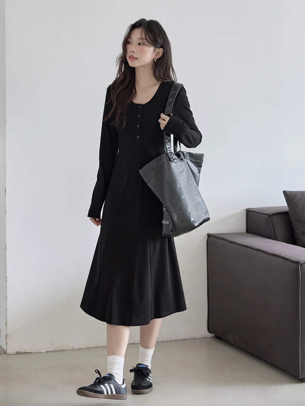 

HuiXi Bla Waist-Cinching Casual Sle Women's Dr Spring 2026 New Patchwork Design Slimming Skirt Korean Version Commute