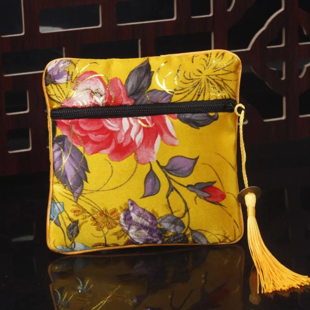 

Cloth Embroidery Coin Pouch Tassel Flower Jewelry Storage Bag Embroidered Jewelry Case Makeup Lipstick Bag