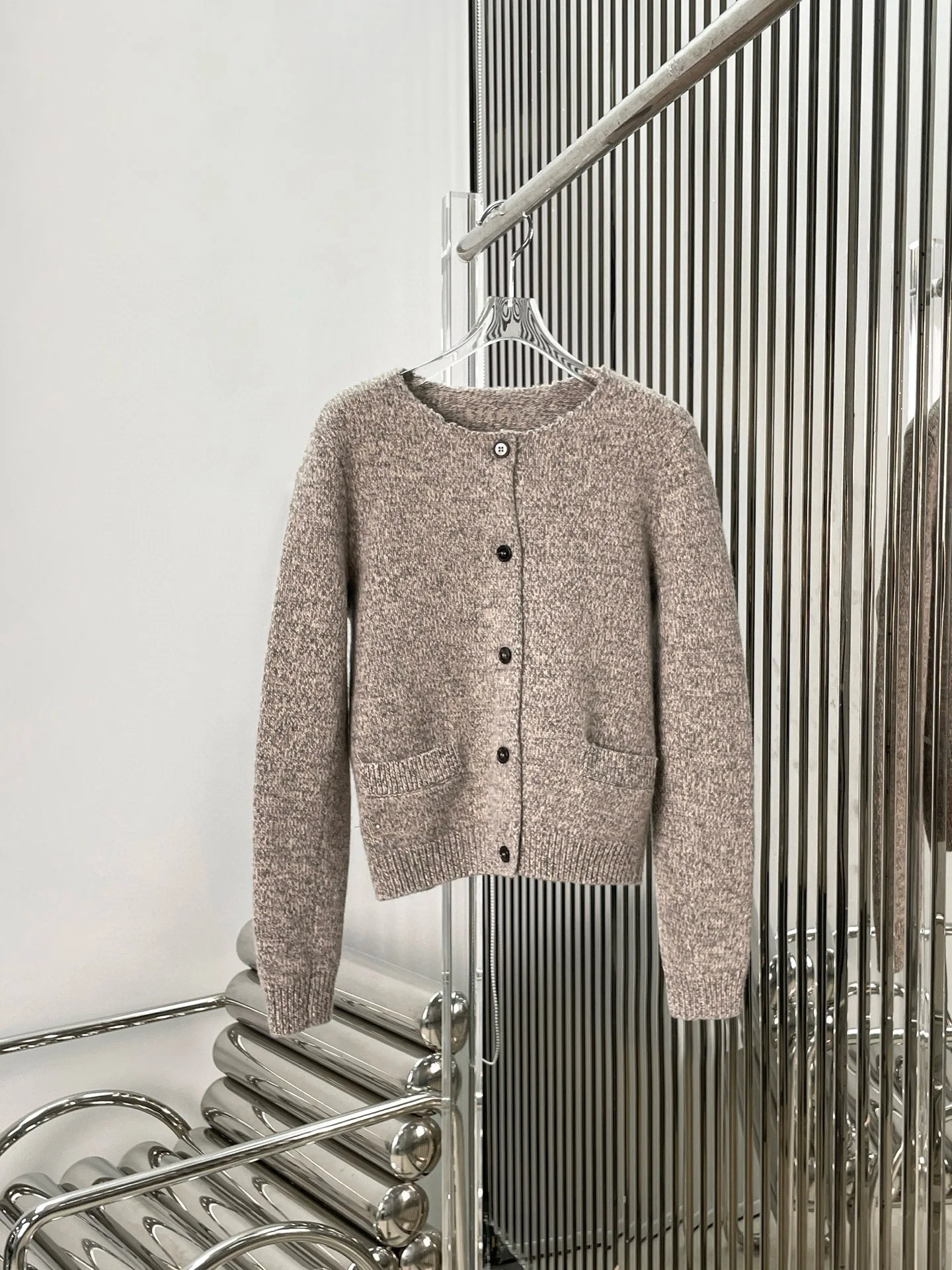 

100% Wool Women New Single Breasted O-Neck Knitted Cardigan Tops Solid Casual High Quality Sweet Chic Spring Office Lady Sweater