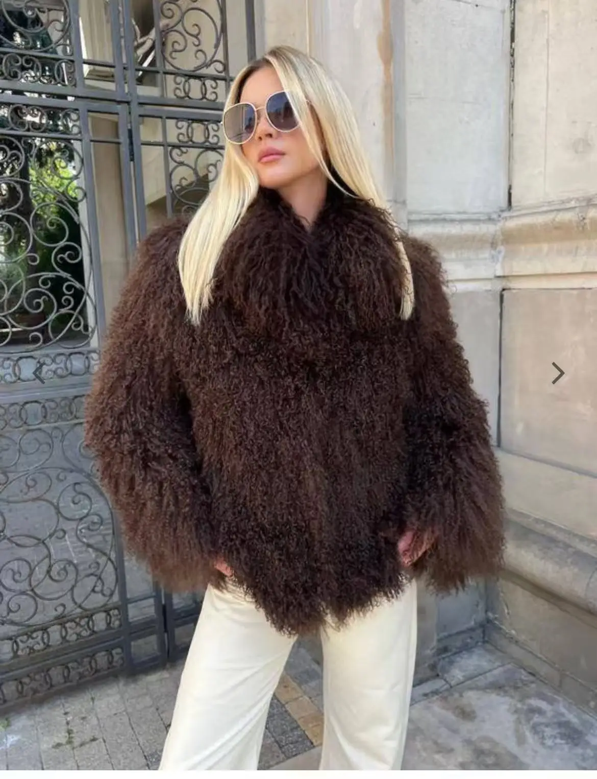 سترة من جلد الغنم المنغولي الأصلي برقبة عالية لمعطف الشتاء الدافئ للنساء 2025