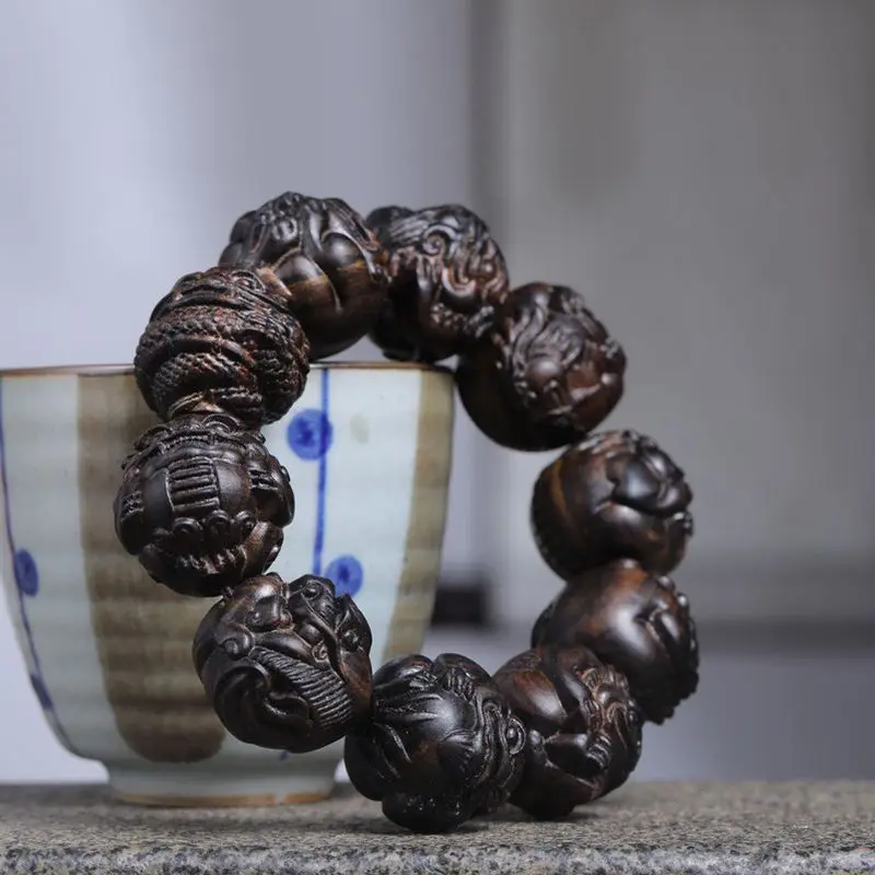 

25mm Vietnam Agarwood Beads Dragon Nine Yellow Kyara Carved Bracelet Men and Women Amusement Article Bracelet Hand Pieces