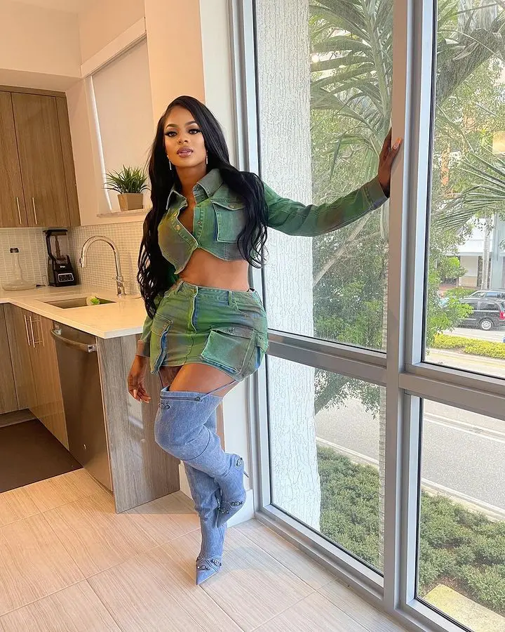 

Женский джинсовый комплект из двух предметов, эластичная куртка с длинным рукавом и мини-юбка с 3D карманами