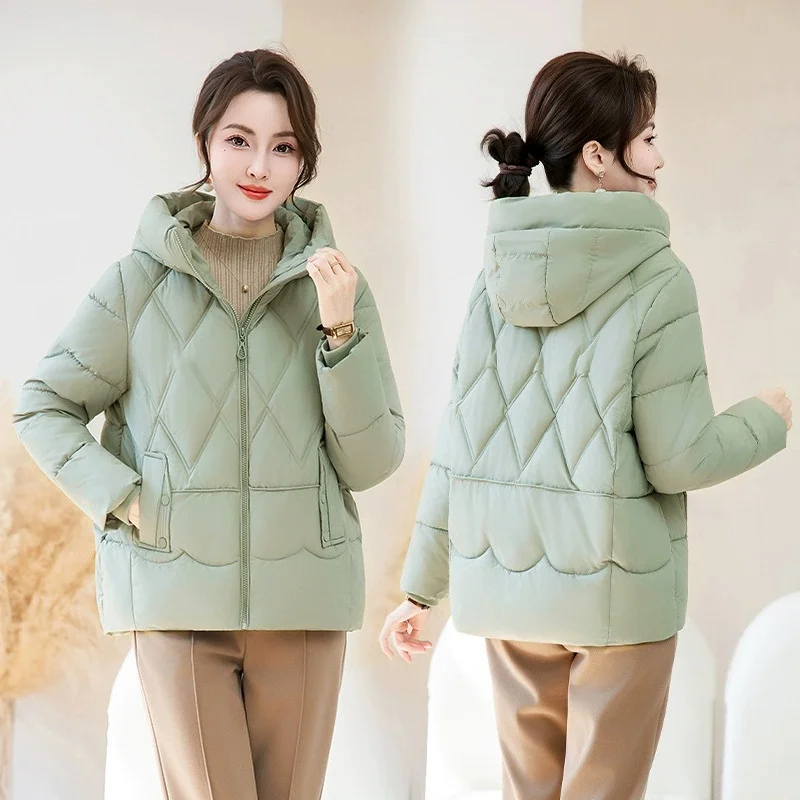 2025 nueva moda Parkas cortas chaqueta de invierno para mujer Chaqueta de algodón con capucha abrigo de algodón suelto Casual para mujer prendas de vestir gruesas y cálidas