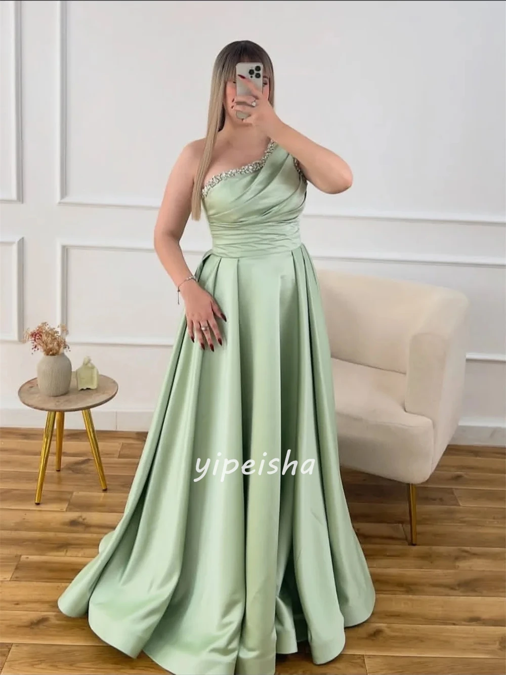 تخصيص أزياء أنيقة حجر الراين Ruched ألف خط فساتين طويلة حمالة فساتين السهرة الأحجام المتاحة الطراز الحديث الكلاسيكي