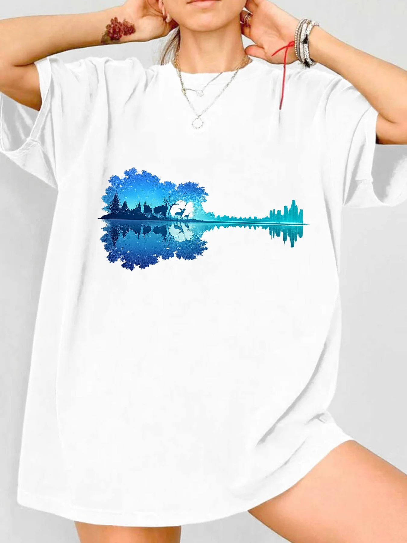 

【WDS00177】Plus size women's round neck short sleeve T-shirt with elastic half sleeves and trendy prints