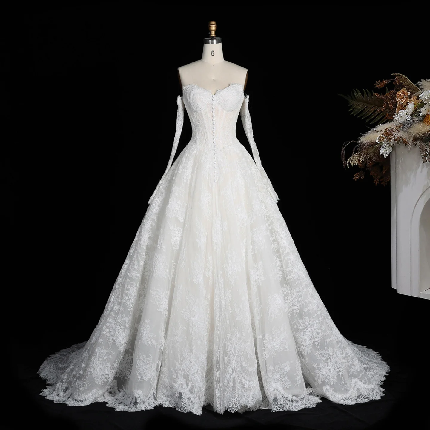 Sheer Fairy Wedding Dresses Elegant A-Line Sweetheart Lace Button Corset Pearls Backless Luxurious Bridal Gowns SW677 Customized