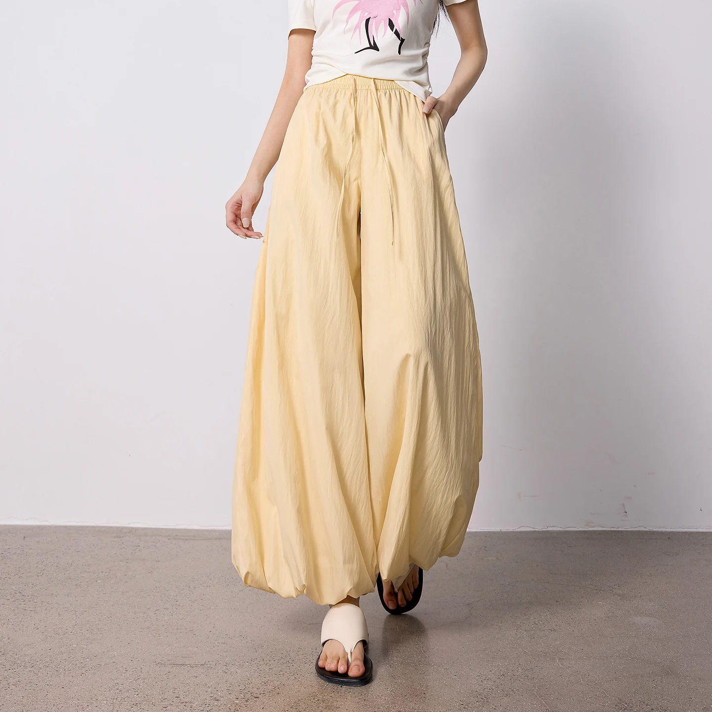 Thumbnail 3 - #80 Straight Leg Trousers List of Top Picks