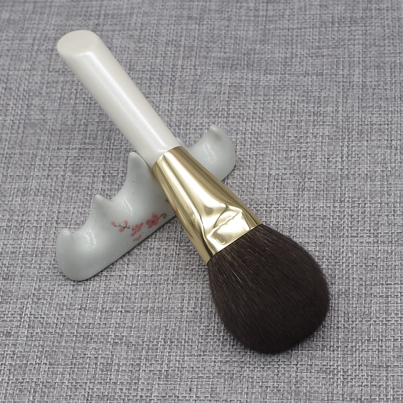 K101 Professional Handmade Makeup Brushes Soft Blue Squirrel Goat Hair Large Flat Face Powder Brush White Handle Make Up Brush