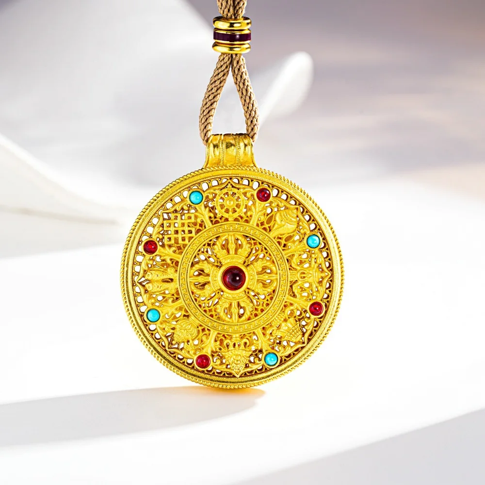 New Chinesestyle antique enamelcolored necklace for women, high-end accessory with a touch of sophistication,rare golden pendant