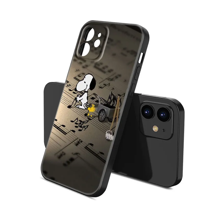 S-Snoopys Cute Dog Phone Case For Apple iPhone 12 13 Mini 11 14 15 Pro Max 7 8 Plus X XR XS SE 2020 2022 Black Silicone Case