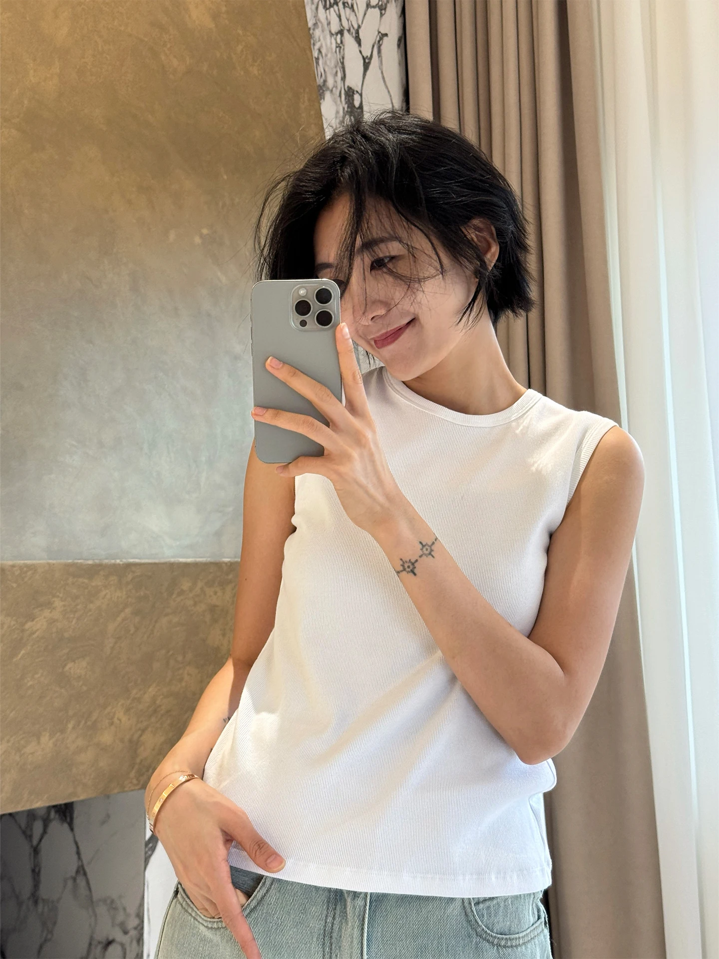 

Белый жилет, женская летняя уличная одежда, красивая Ba, ранняя весна, облегающая женская футболка с ремешком, основа irt