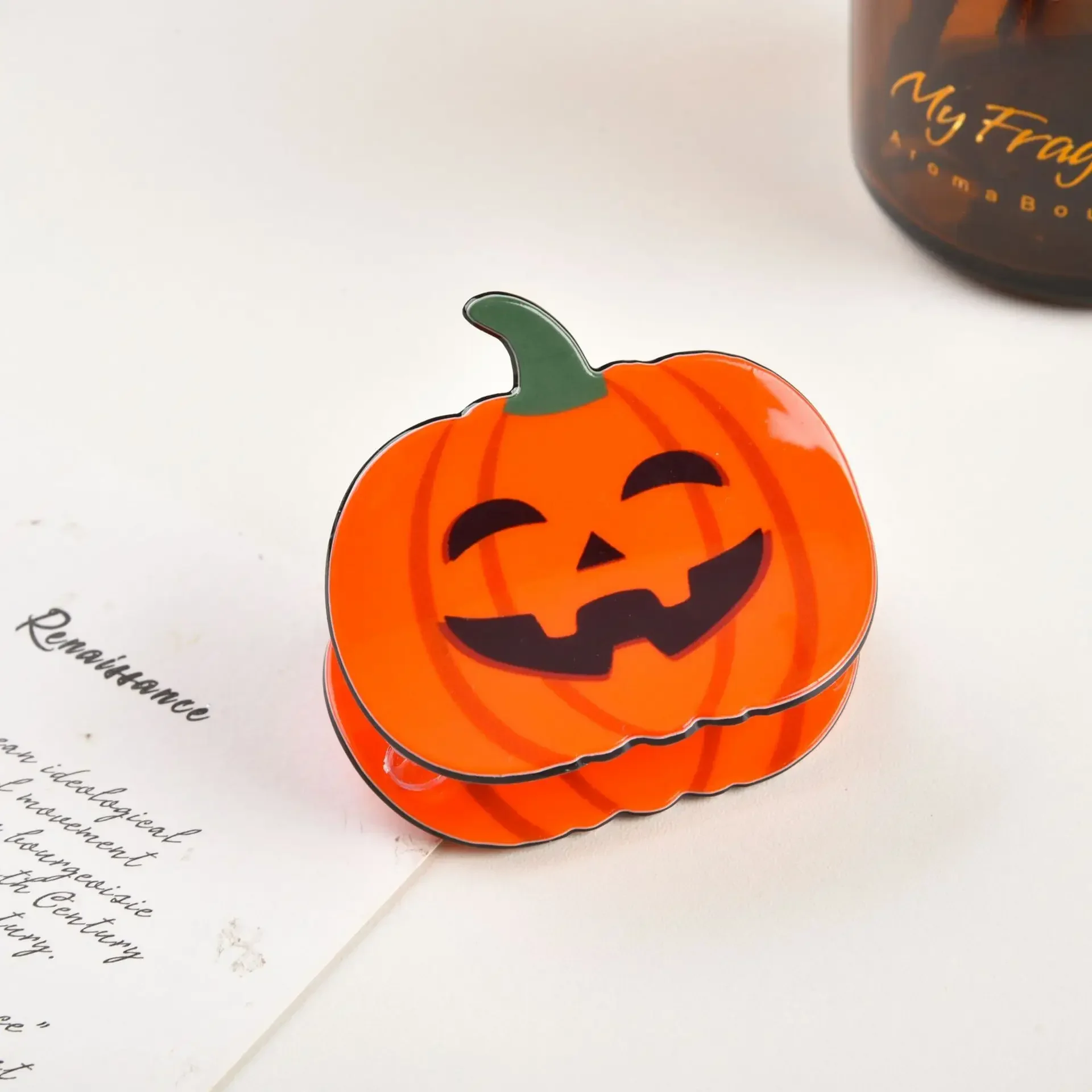 

YWYHJ Halloween Hair Claw Funny Terror Pumpkin Claw Clips Crab Hair Clip Shark Clip Hair Accessories for Women Girls