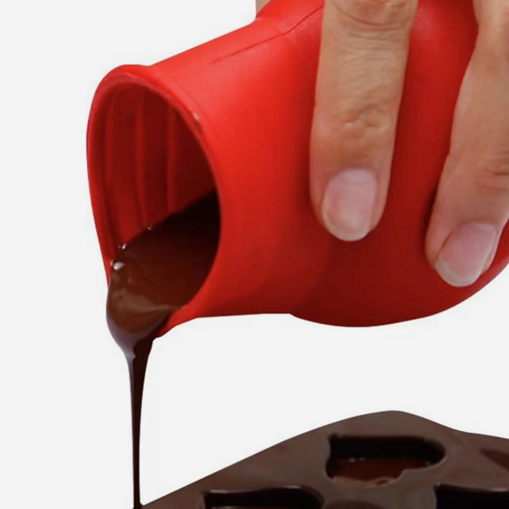 

Ipetboom 2Pcs Silicone Chocolate Melting Pots Nonstick with Spouts Heat Resistant Baking Tools for Home Bakery Use