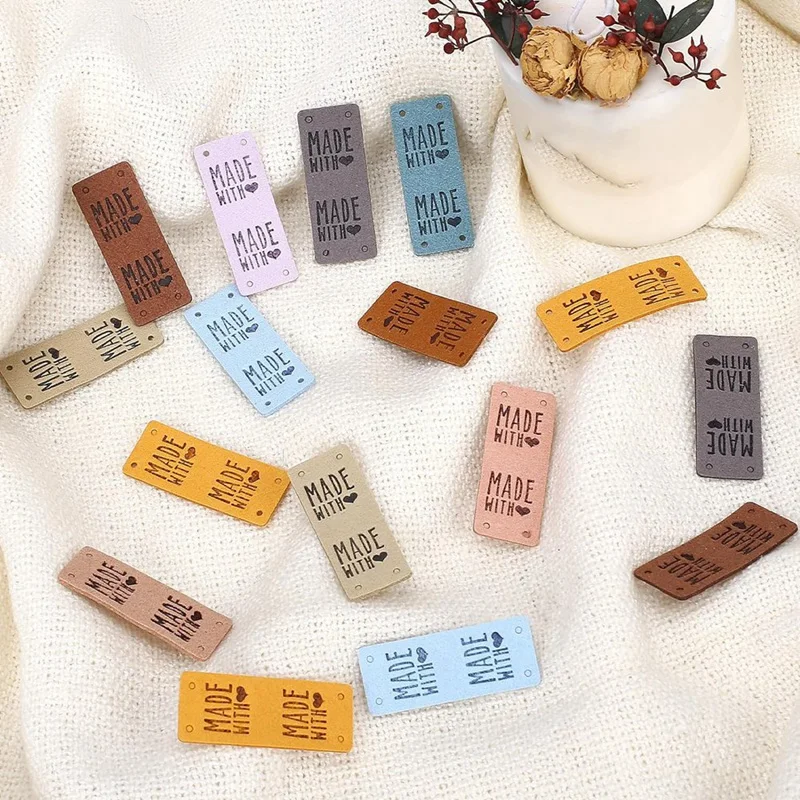 50PCS PU Leather Label Handmade Tag Label Faux Leather Label Embossed Tag Embellishment Knit DIY Replacement Parts