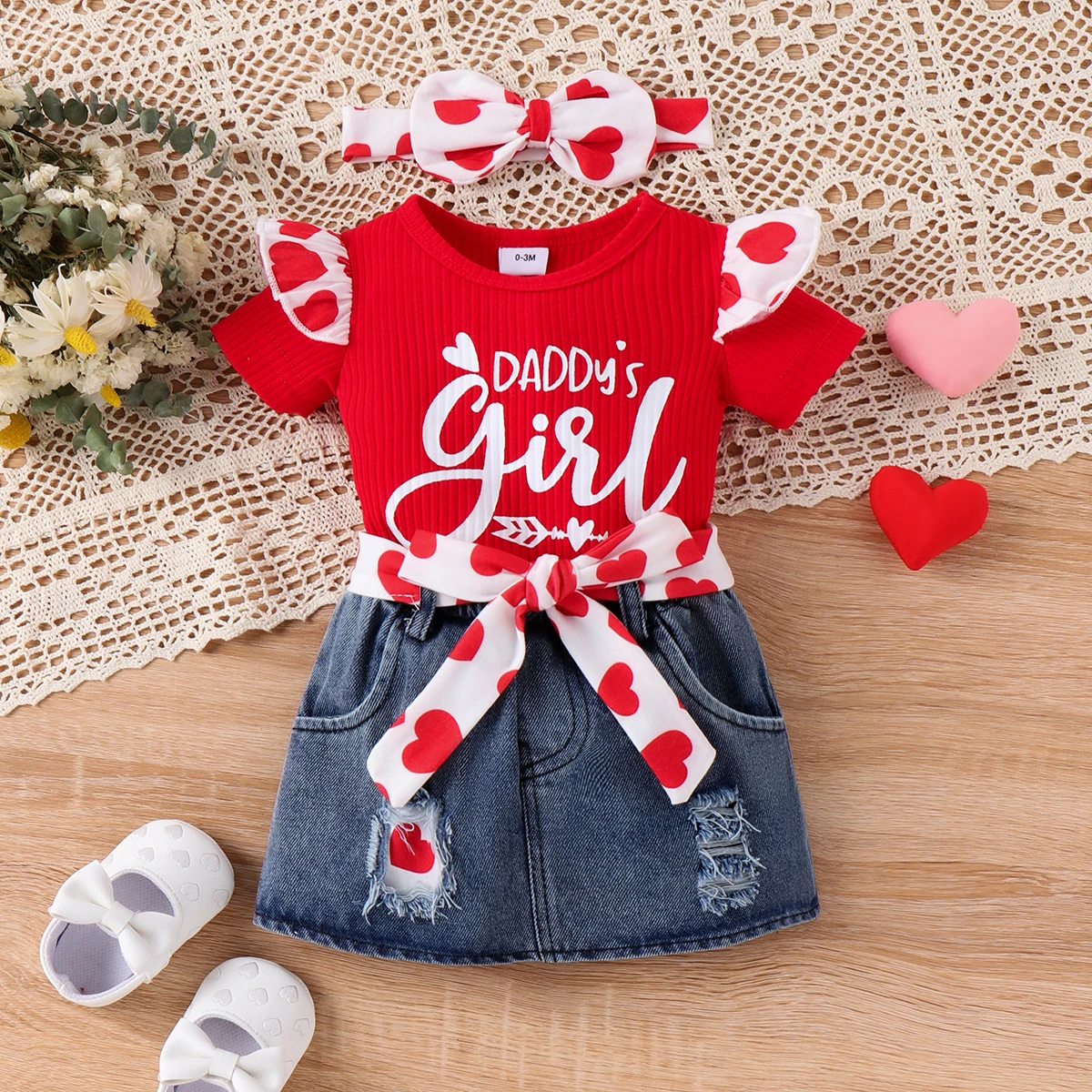 PatPat 2pcs Baby Girl Sweet Letter Pattern Flutter Sleeve Heart Top and Denim Skirt Set