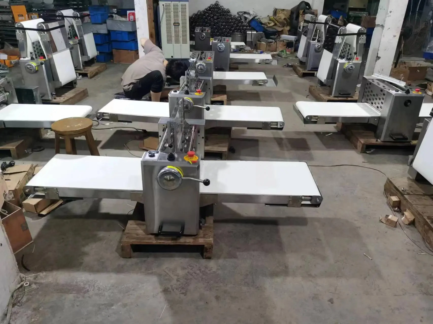 Raccortimento di fogli per pasticceria a soffio che produce pressa automatica per pasta per pizza in acciaio inossidabile per pane da tavolo e