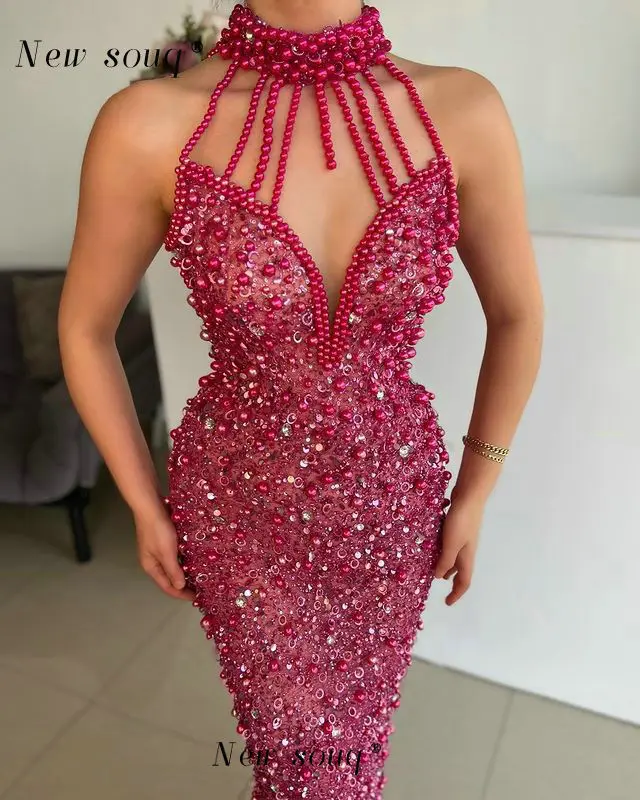 Longo Fúcsia Sexy Sem Mangas Lantejoulas Vestidos De Noite, Pérolas Frisada Halter, Decote Alto, Reto Equipado Vestidos De Dama