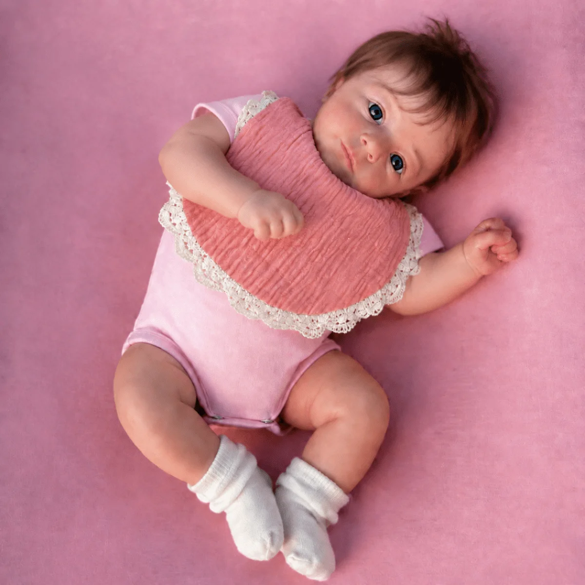BZDOLL Lifelike 45CM Reborn Baby Doll, Lovely Cloth Body Humanoid Doll Toy, Handmade Craft Practical Birthday Play Gift for Kids