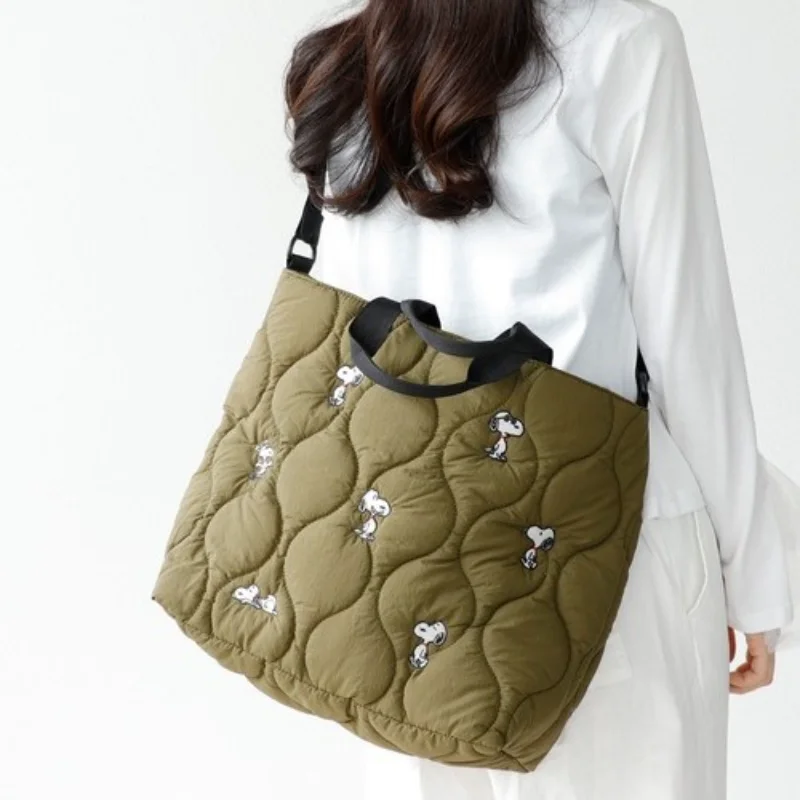 سنوبي حقيبة كتف المرأة موضة سعة كبيرة مطرزة حقائب كروسبودي عادية السفر كيس التخزين أنثى حمل حقيبة تسوق