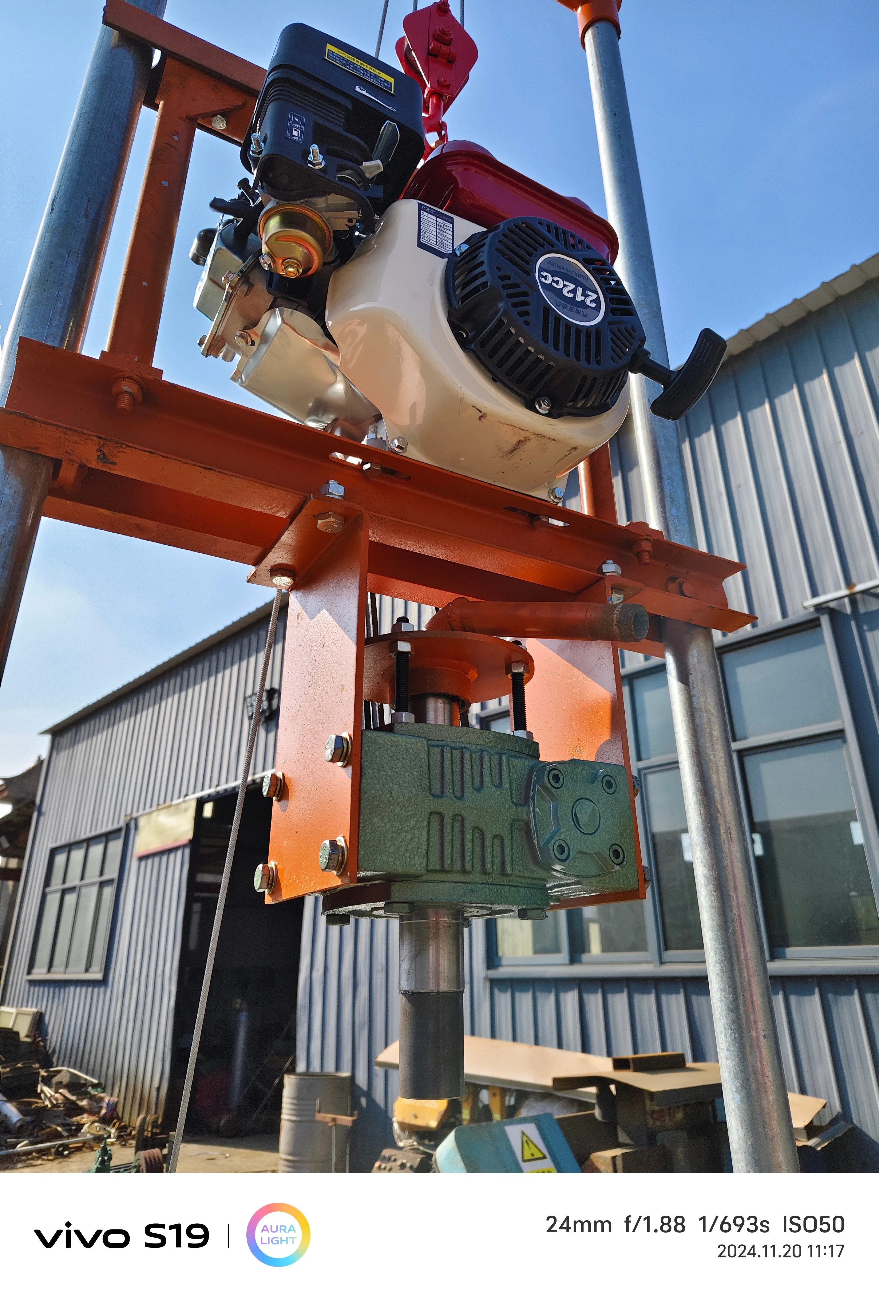 

Небольшая складная буровая установка для семейного использования, 60 м, 80 м, 100 м, мини-сверлильная установка для водяных скважин с двигателем и водяным насосом