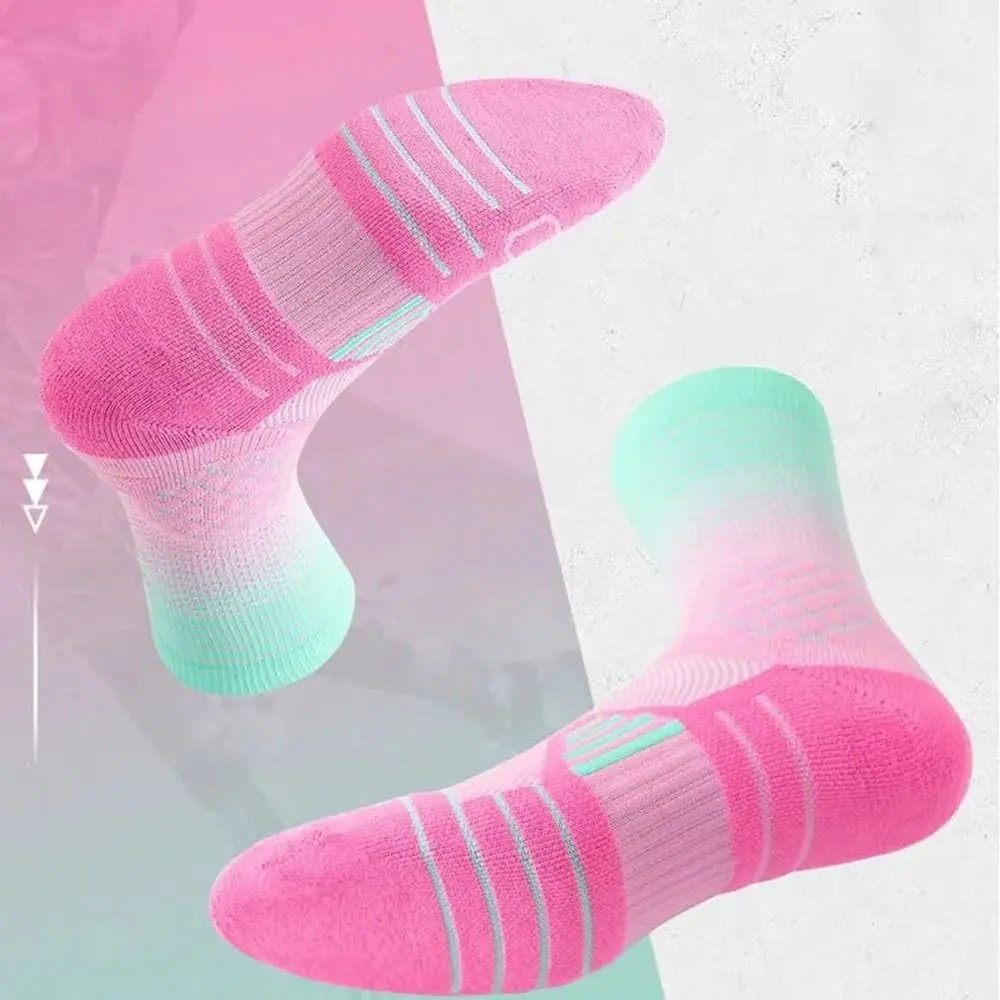 التجفيف السريع جوارب رياضية المضادة للانزلاق موضة كرة السلة جوارب لكرة القدم تنفس 37-45 جوارب الأوسط ركوب الدراجات تسلق