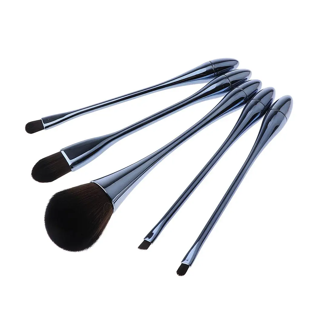 Set di pennelli per trucco 5 pennelli Kabuki Manico in plastica ultra morbida Pennelli cosmetici multifunzione per applicazione di fard e polvere
