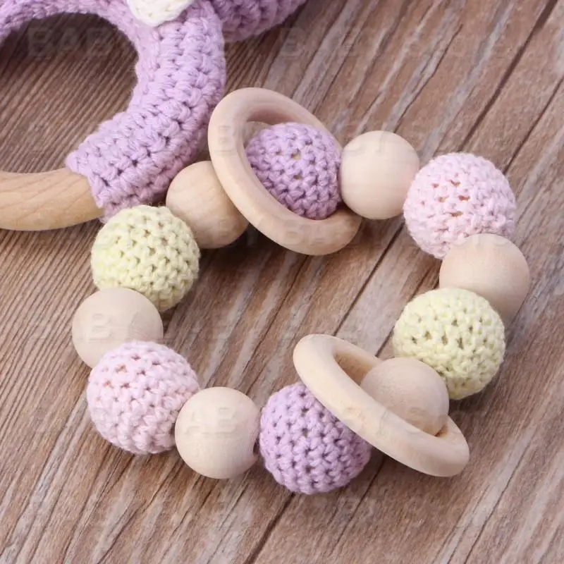 

Q81A Bunny Crochet Wooden Rings Teething Rattle Amigurumi For Baby Cot Hanging Toy