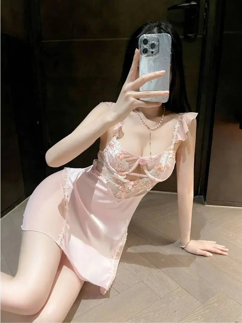 Neue Sexy Französisch Satin Nachthemd Spitze Dünne High-end-Schlankheits Brust Pad Strap Nachthemd Für Frauen Kleid Elegante Rosa süße RQJ0