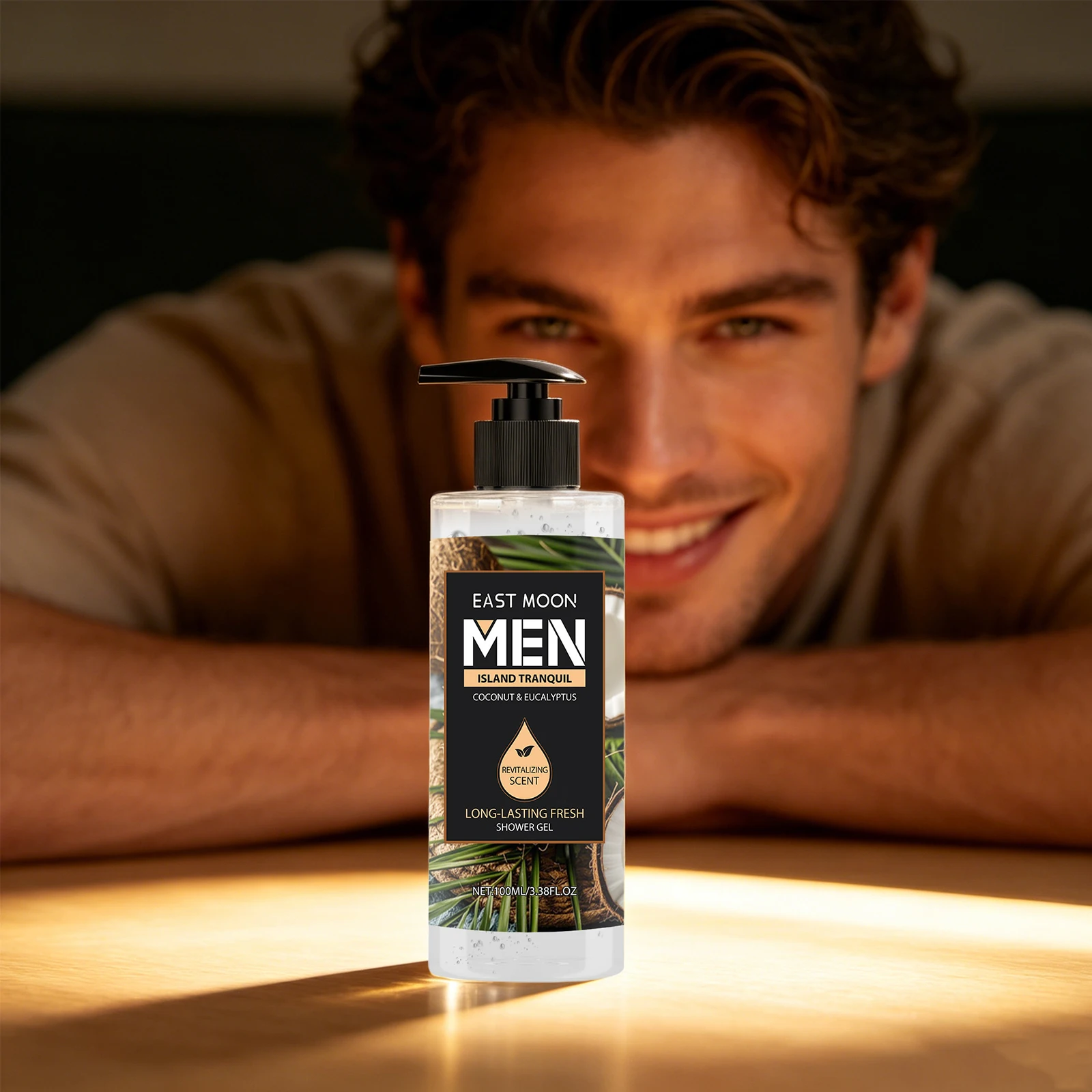 Żel pod prysznic East Moon Men Lasting Fragrance, głęboko oczyszczający, usuwający martwy naskórek, redukujący melaninę, wygładzający i odżywiający ciało