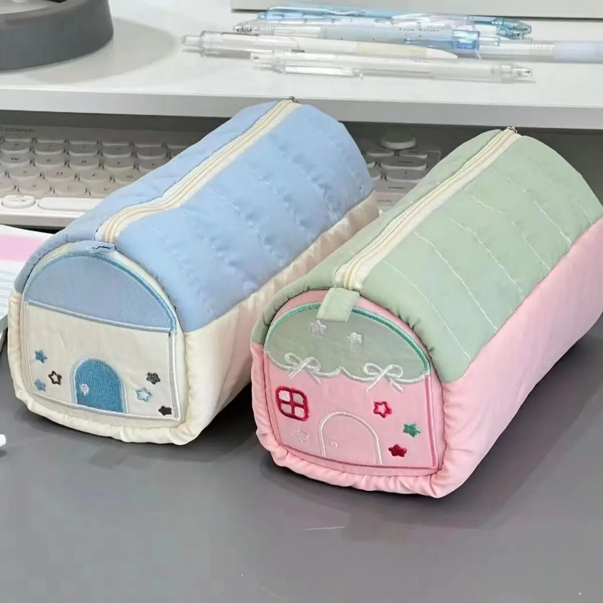 Imagem -02 - Cute House Pen Bolsa com Grande Capacidade Caixa de Armazenamento de Papelaria Estojo para Estudante Bolsa de Papelaria Coreana