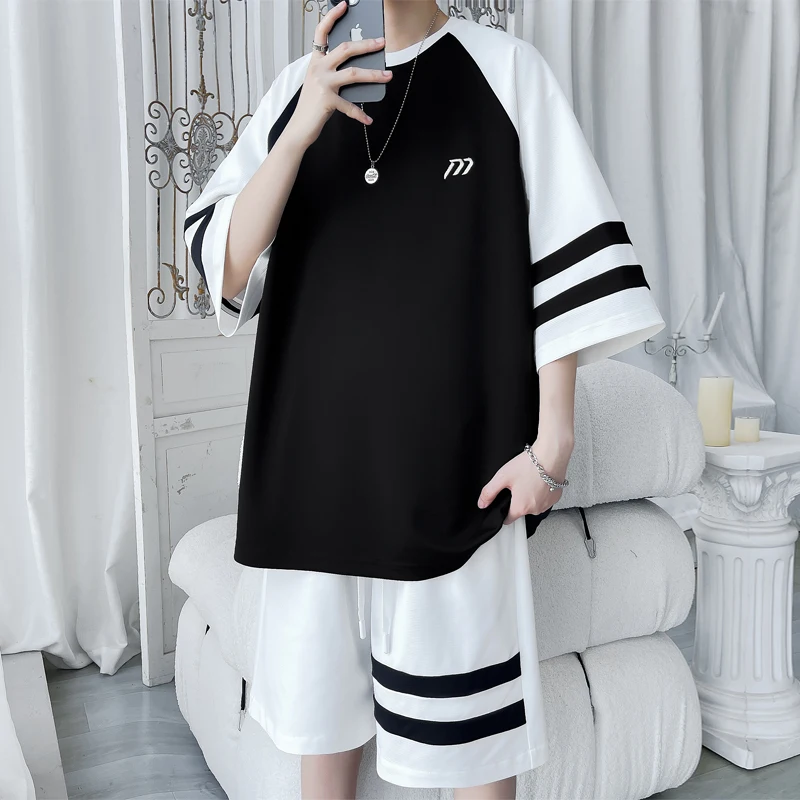 

Men's Casual 2-Piece Sportswear Set Streetwear Fashion Tracksuit T-shirts and Shorts Camping Clothes Beach Pant New Beachwear