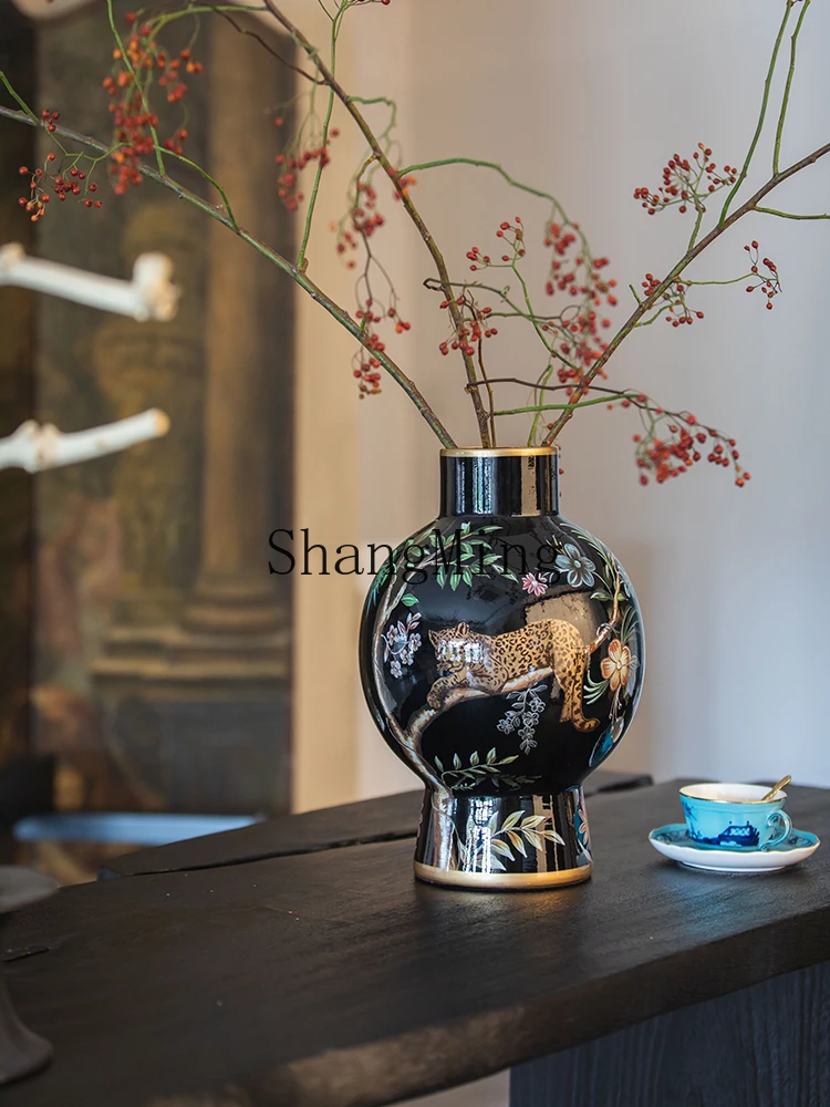 

LXY vase decoration retro high-end flower arrangement ceramic medieval ornament